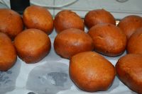 Pączki upieczone przez uczestników ŚDS