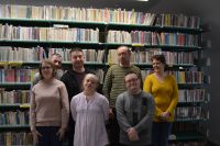 Uczestnicy ŚDS w bibliotece w Przasnyszu.