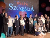 Uczestnicy koncertu " Małe szczęścia"
