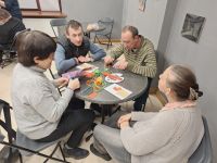 Uczestnicy ŚDS podczas wykonywania katr w Muzeum w Przasnyszu